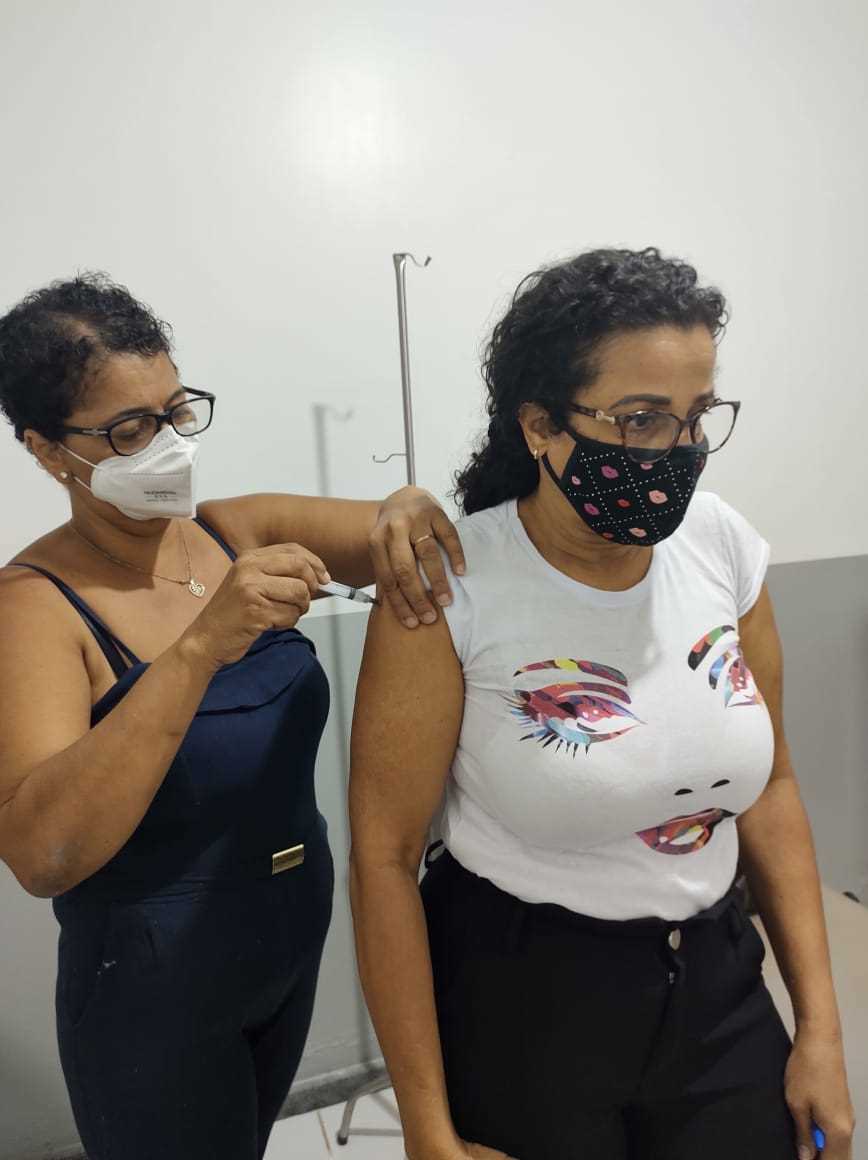 Camacã: Prefeitura começou a vacinar idosos contra o Covid-19